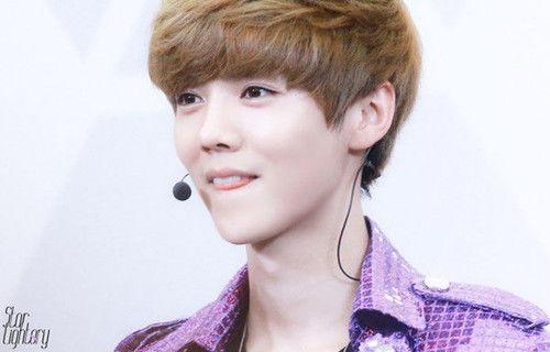 娱乐吃瓜网名男生名字,揭秘明星男星们的瓜田秘事 第3张 娱乐吃瓜网名男生名字,揭秘明星男星们的瓜田秘事 第3张